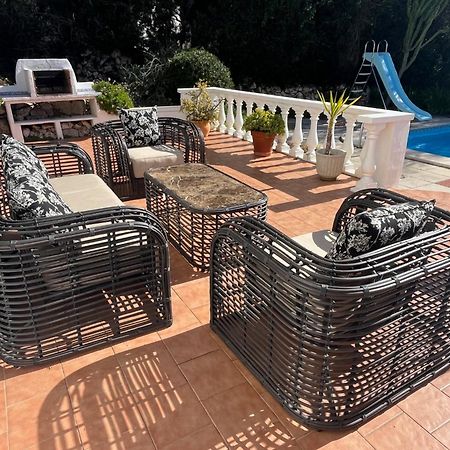 Villa Cecylia Es Canutells Eksteriør billede