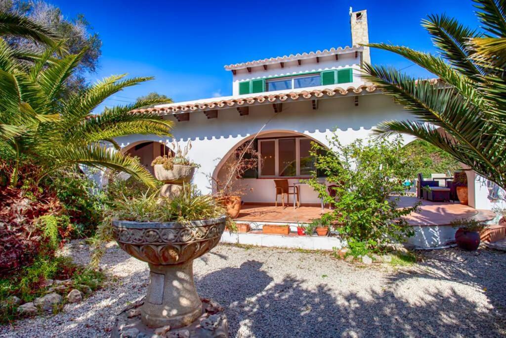 Villa Cecylia Es Canutells Eksteriør billede